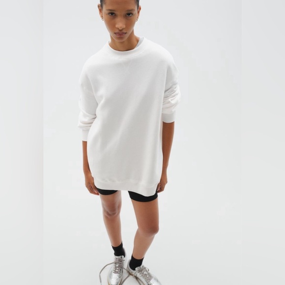 Divided Oversized Crewneck Sweatshirt - Picture 3 of 6